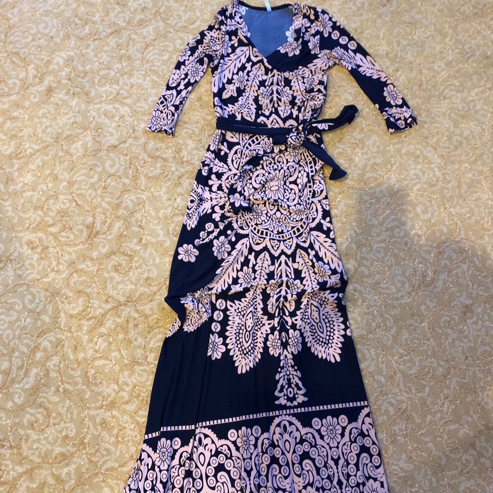 Long stretchy maternity dress